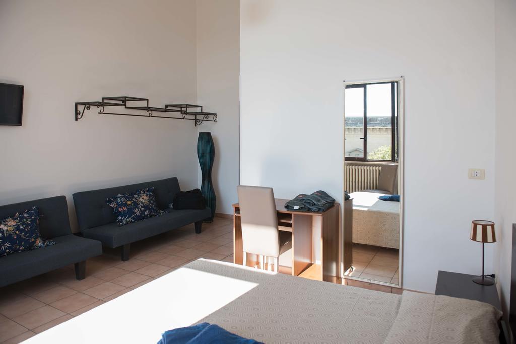 Abaca Rooms Лече Екстериор снимка