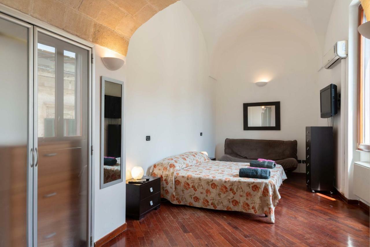 Abaca Rooms Лече Екстериор снимка